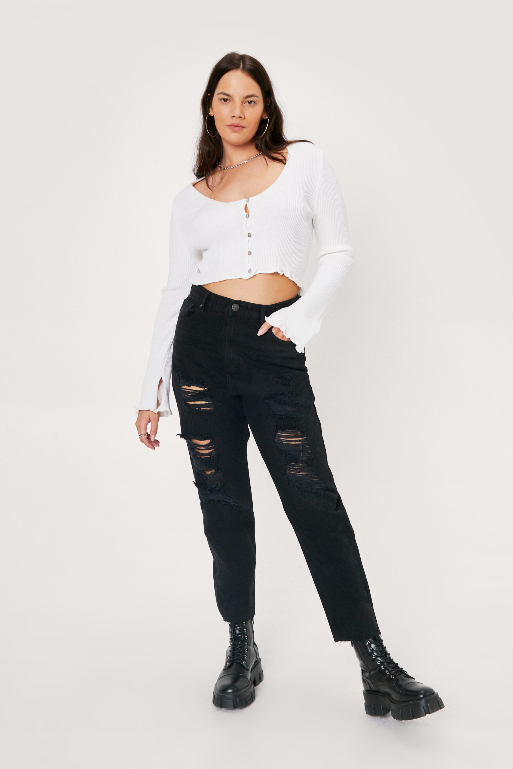 Plus Size Raw Hem Denim Mom Jean