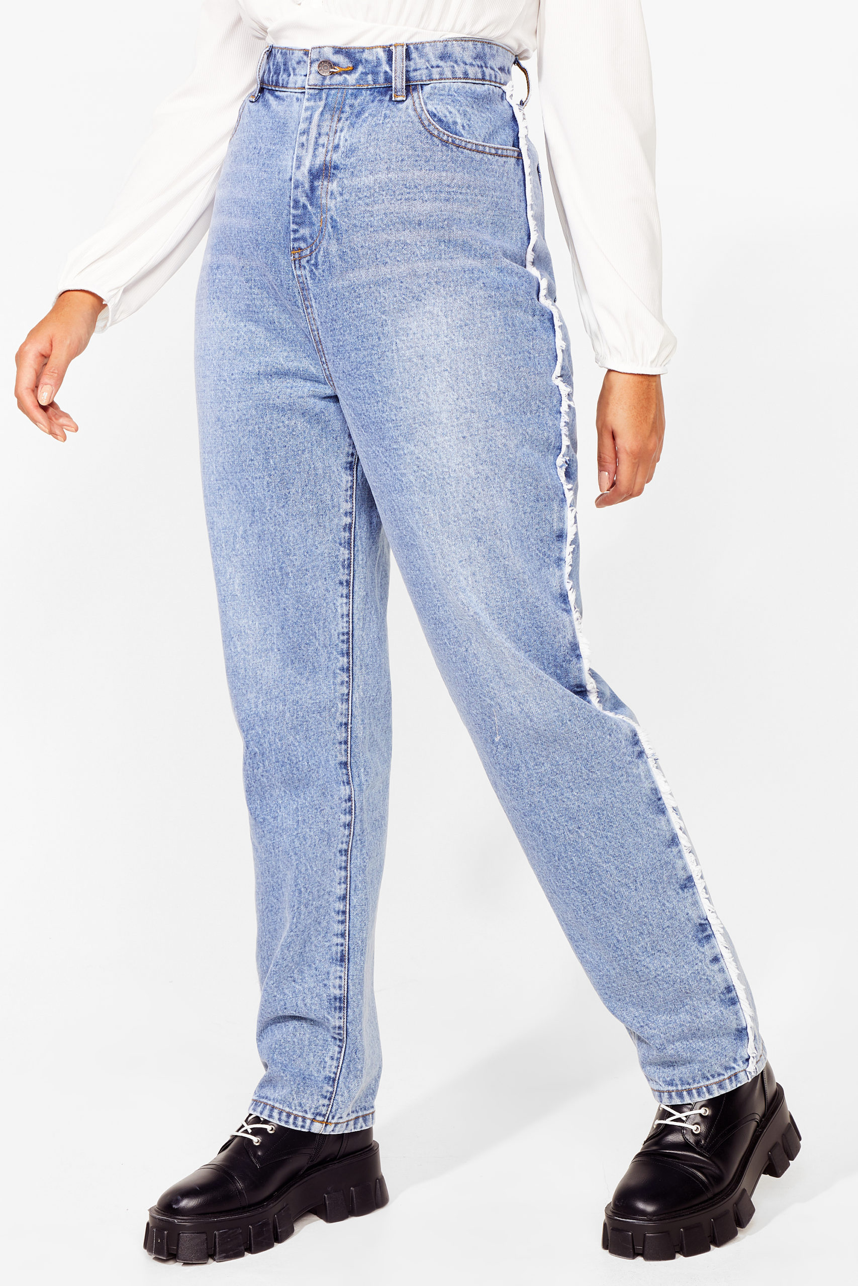 Plus Size Frayed Straight Leg Jeans