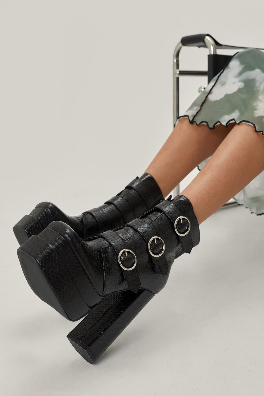 Snake Side Buckle Platform Boots