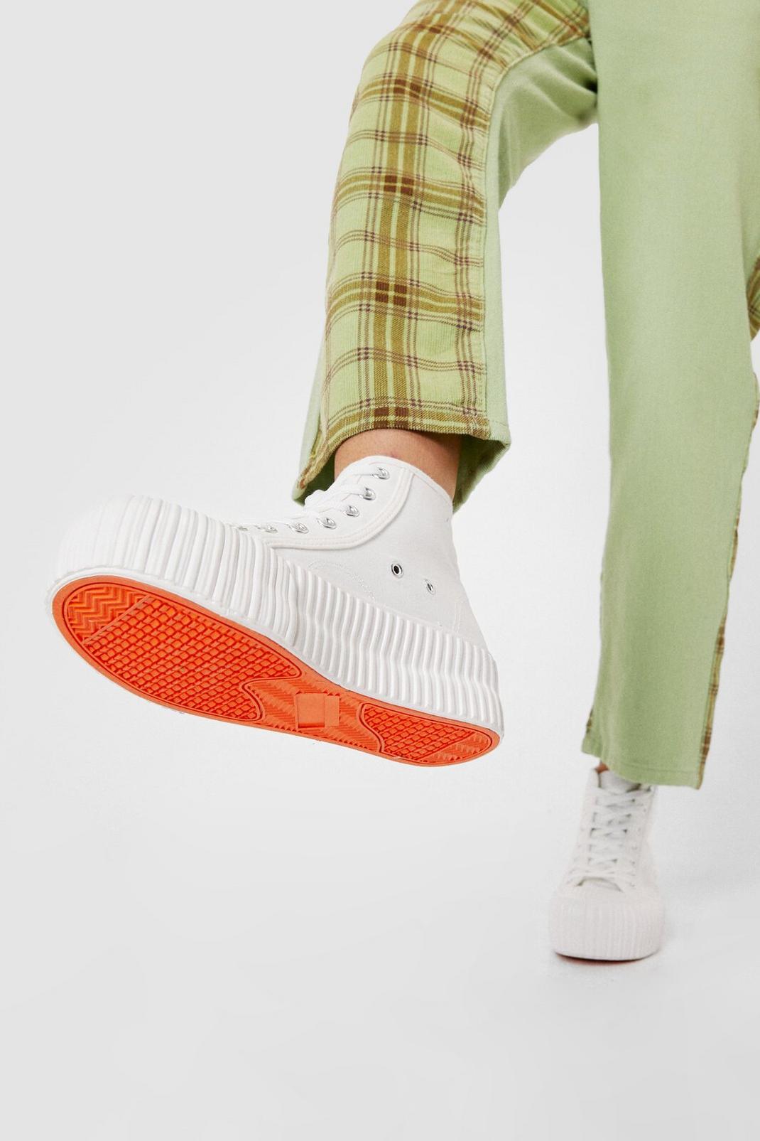 Ribbed Hi Top Flatform Sneakers