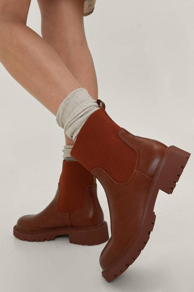 High Ankle Ribbed Chelsea Boots