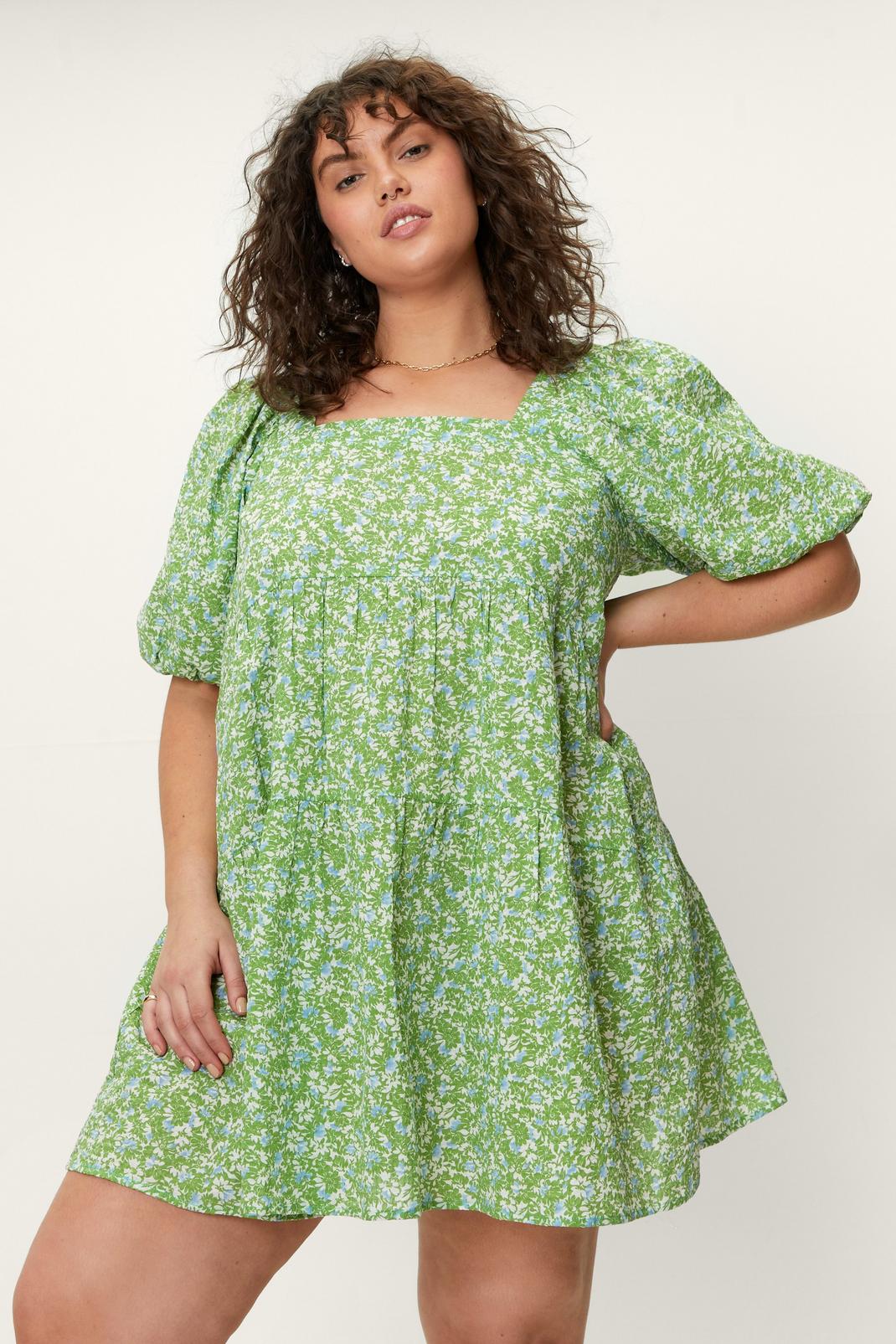 Plus Size Floral Smock Vacation Dress