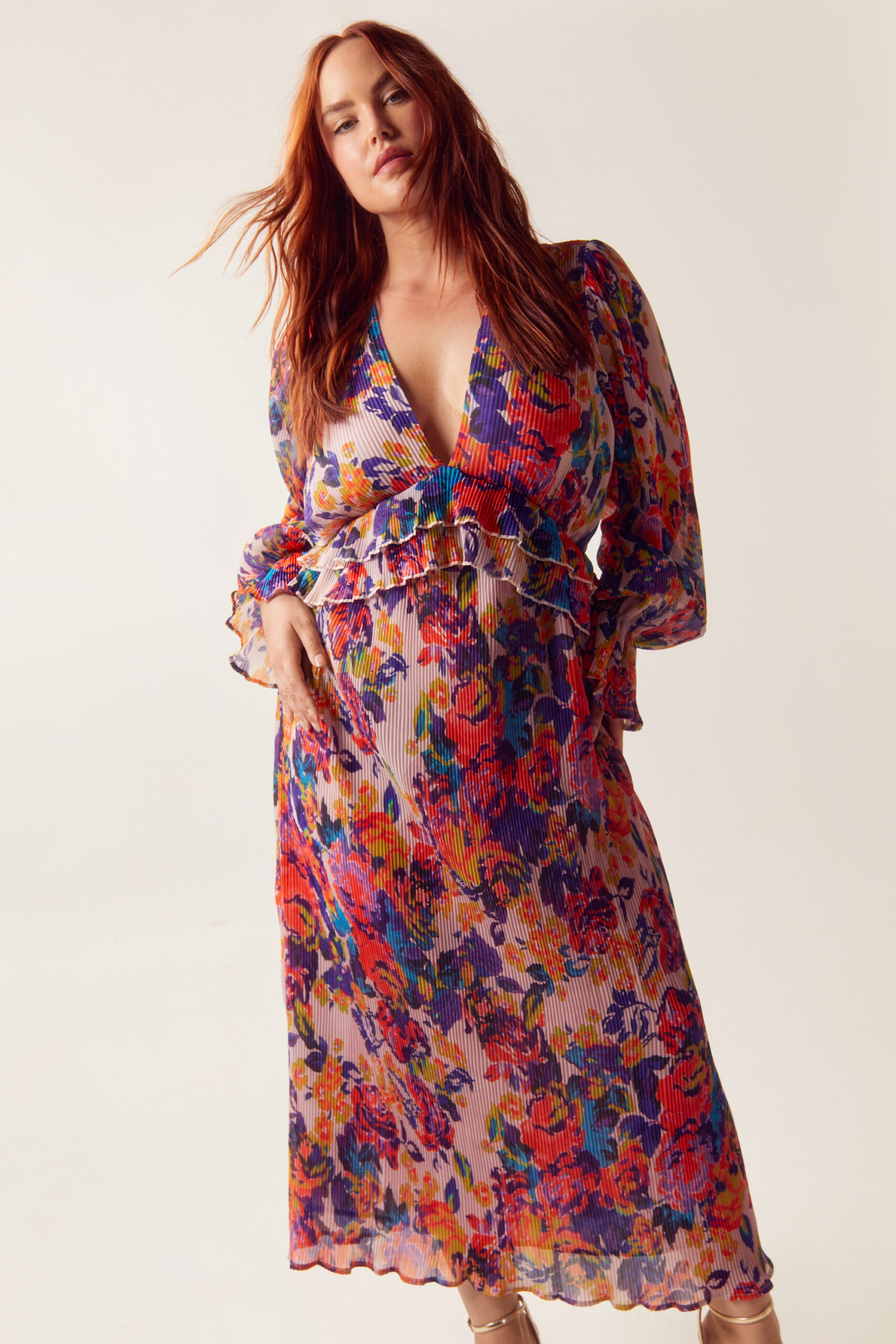 Plus Size Floral Printed Pleated Midi Dress