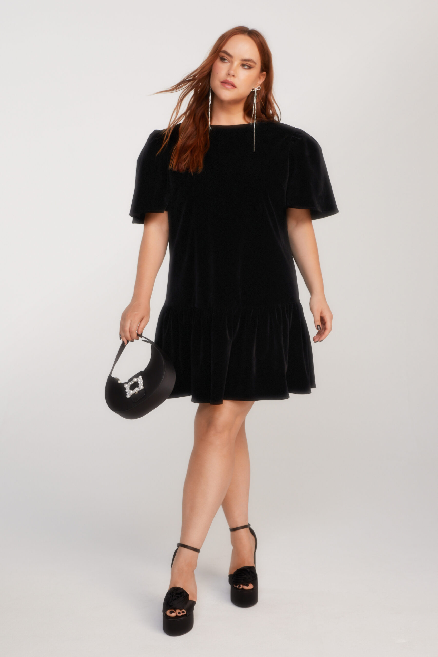 Plus Size Structured Velvet Puff Sleeve Mini Dress