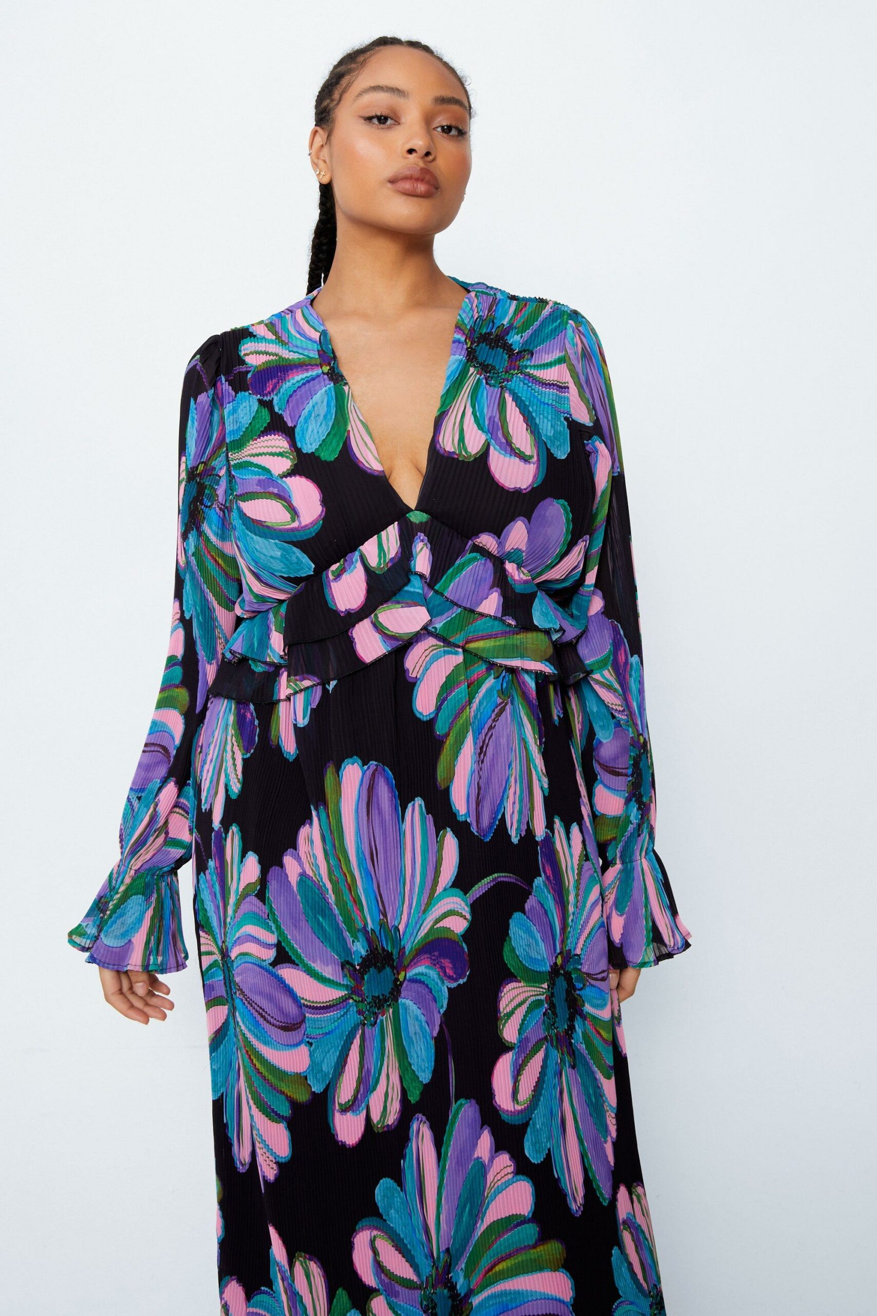 Plus Size Floral Pleated Maxi Dress